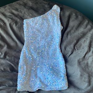 Lucy in the Sky Iridescent Sequined Formal Dress Size 0 for Prom or Homecoming